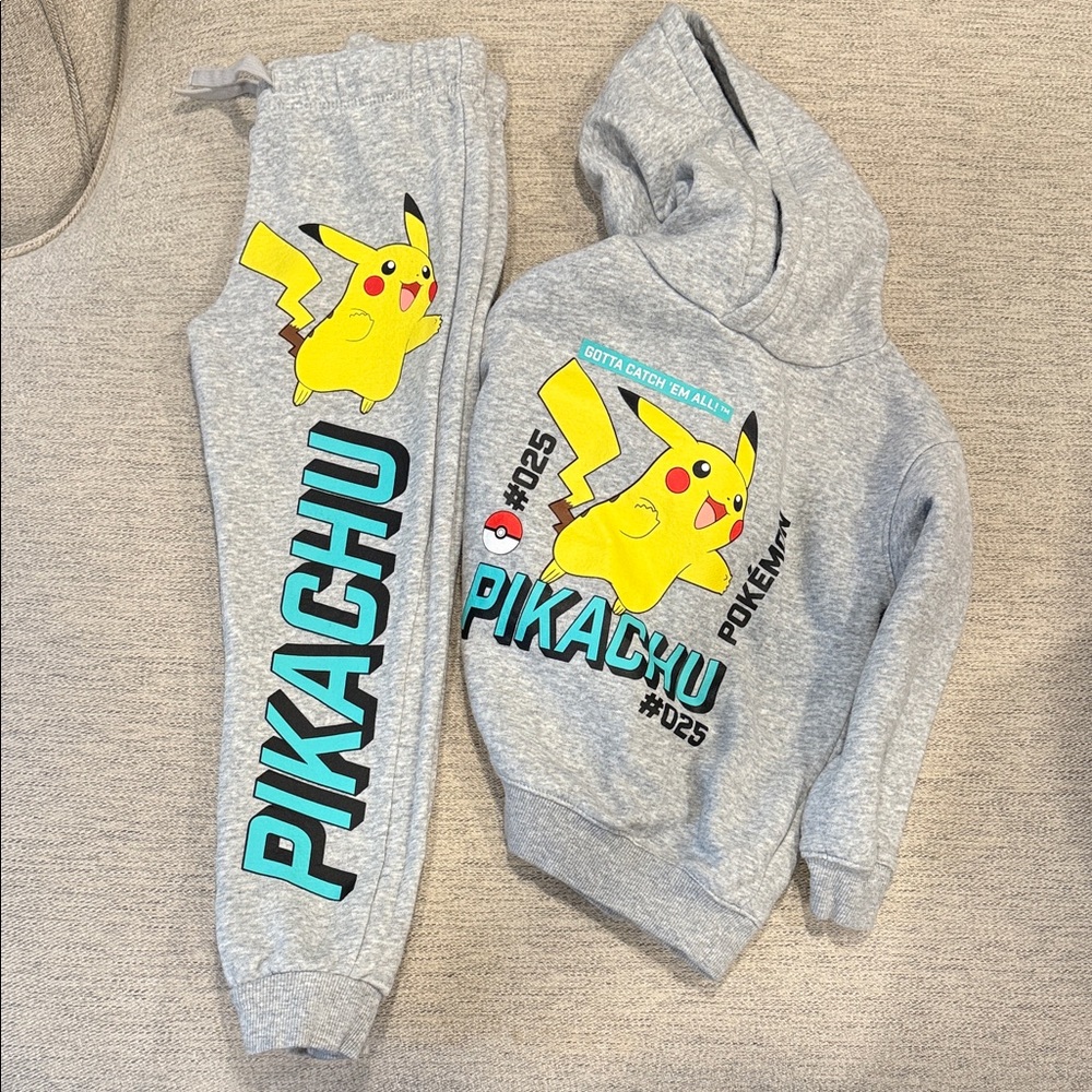 H&M Pokémon Jogger Set